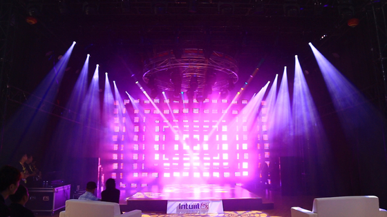 500W LED Matrix Pixel Moving Head Light Around Bean And Wash Effect DMX Control  For Stage Event